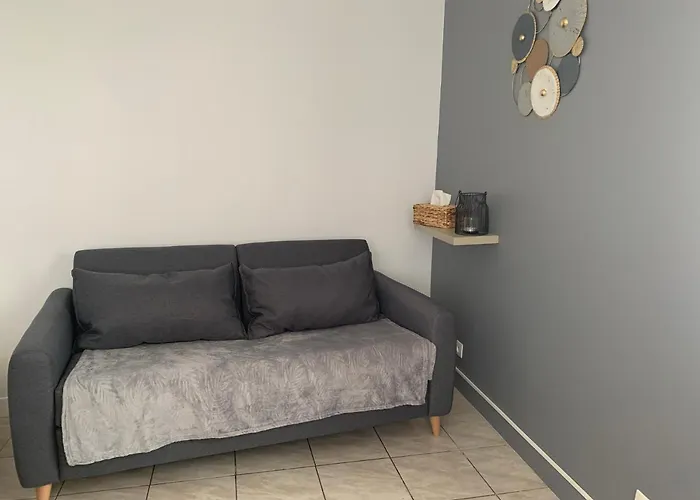 Le Bailleux Apartment *